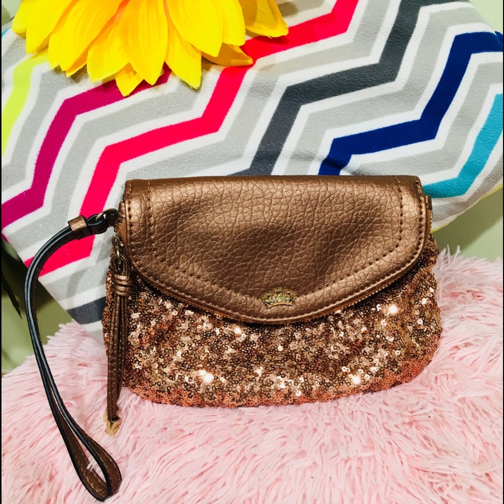 Beautiful Juicy Couture Wristlet